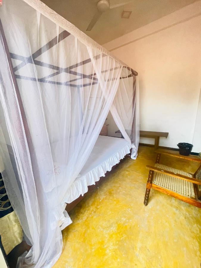 Chithra Homestay Tangalle Zewnętrze zdjęcie