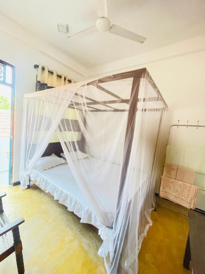 Chithra Homestay Tangalle Zewnętrze zdjęcie