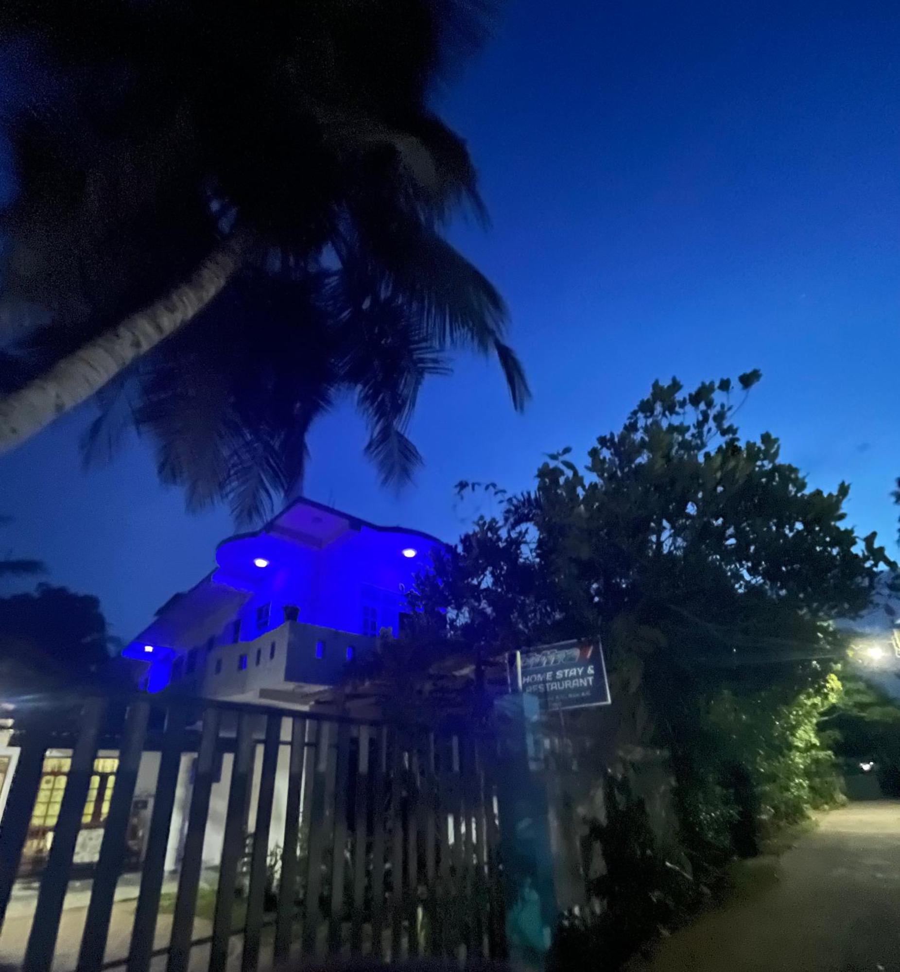 Chithra Homestay Tangalle Zewnętrze zdjęcie