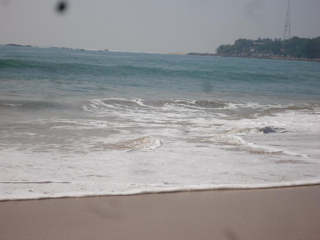 Chithra Homestay Tangalle Zewnętrze zdjęcie