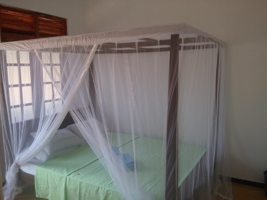 Chithra Homestay Tangalle Zewnętrze zdjęcie