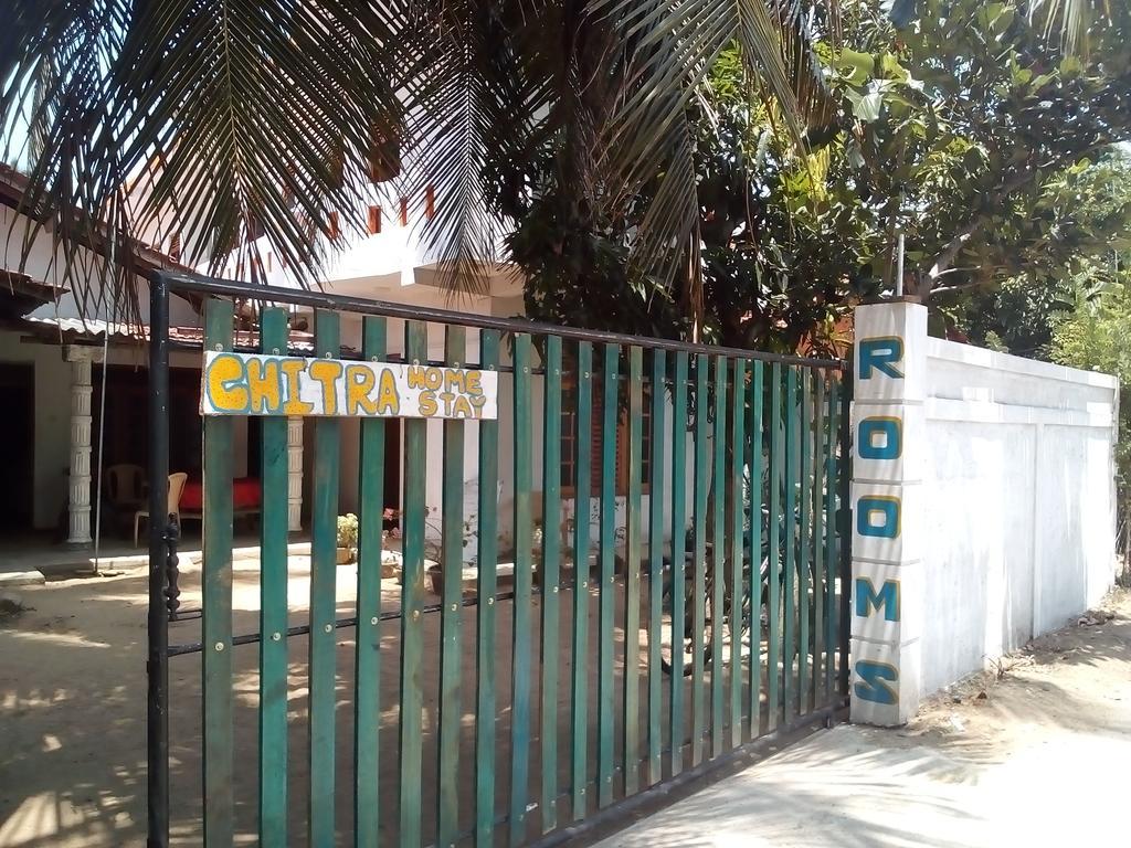 Chithra Homestay Tangalle Zewnętrze zdjęcie
