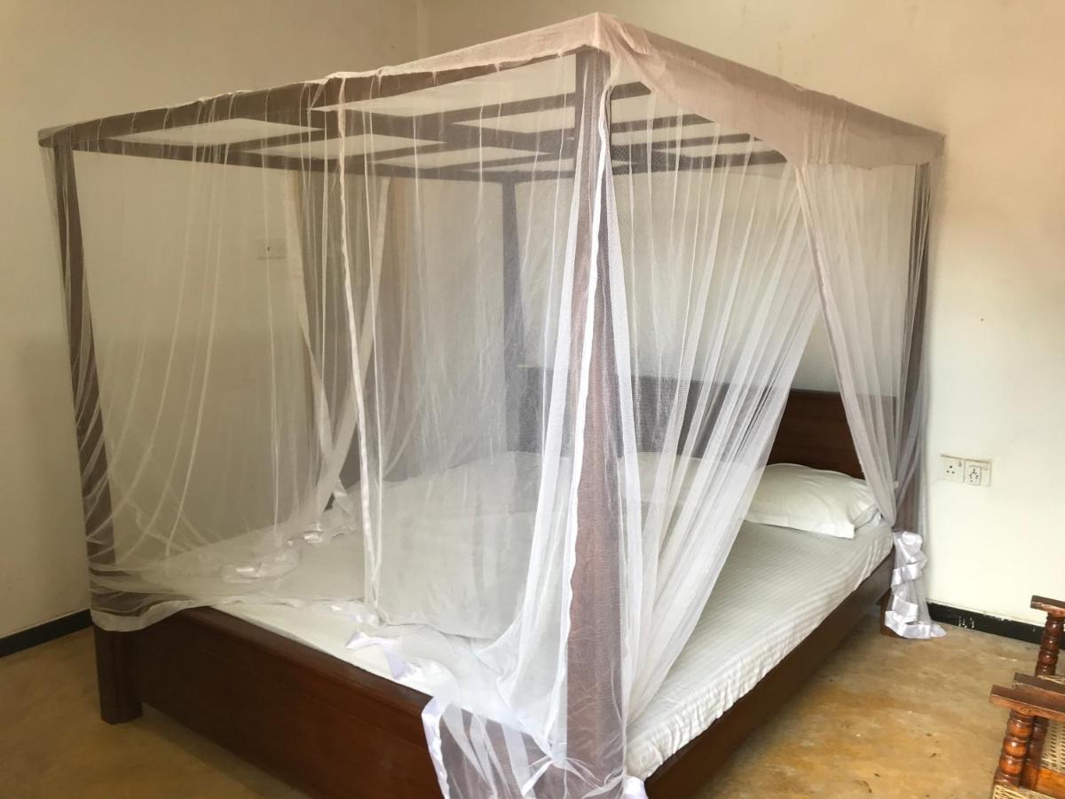 Chithra Homestay Tangalle Zewnętrze zdjęcie