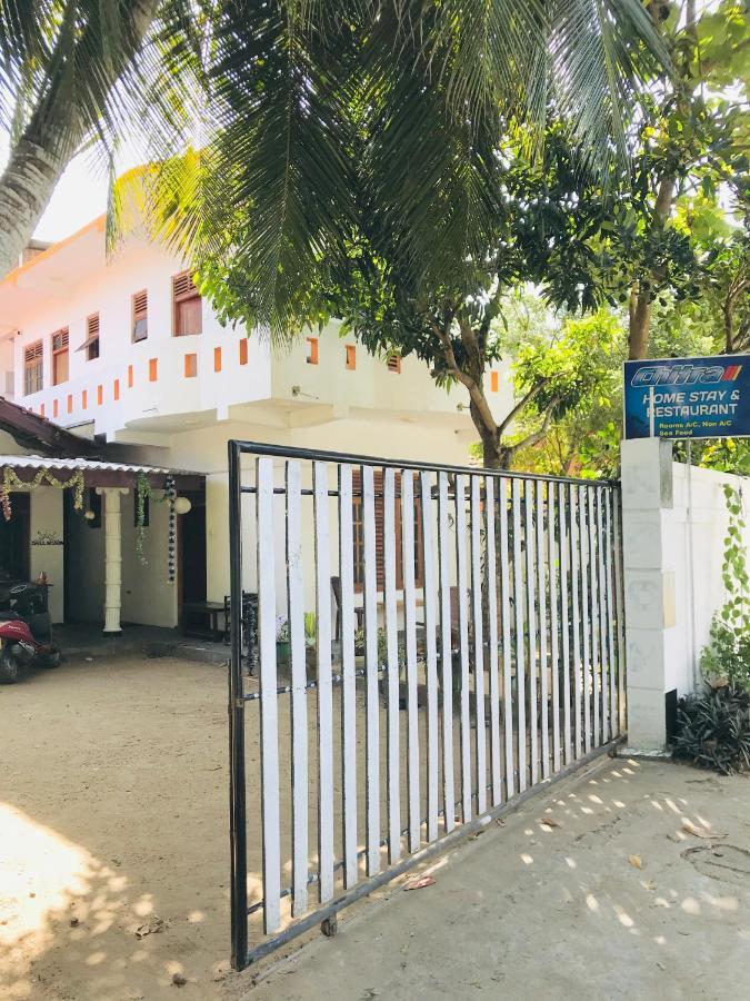 Chithra Homestay Tangalle Zewnętrze zdjęcie