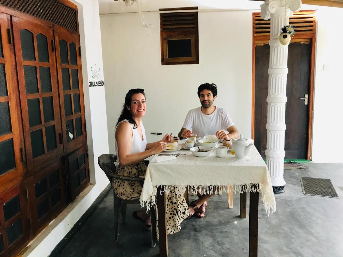 Chithra Homestay Tangalle Zewnętrze zdjęcie